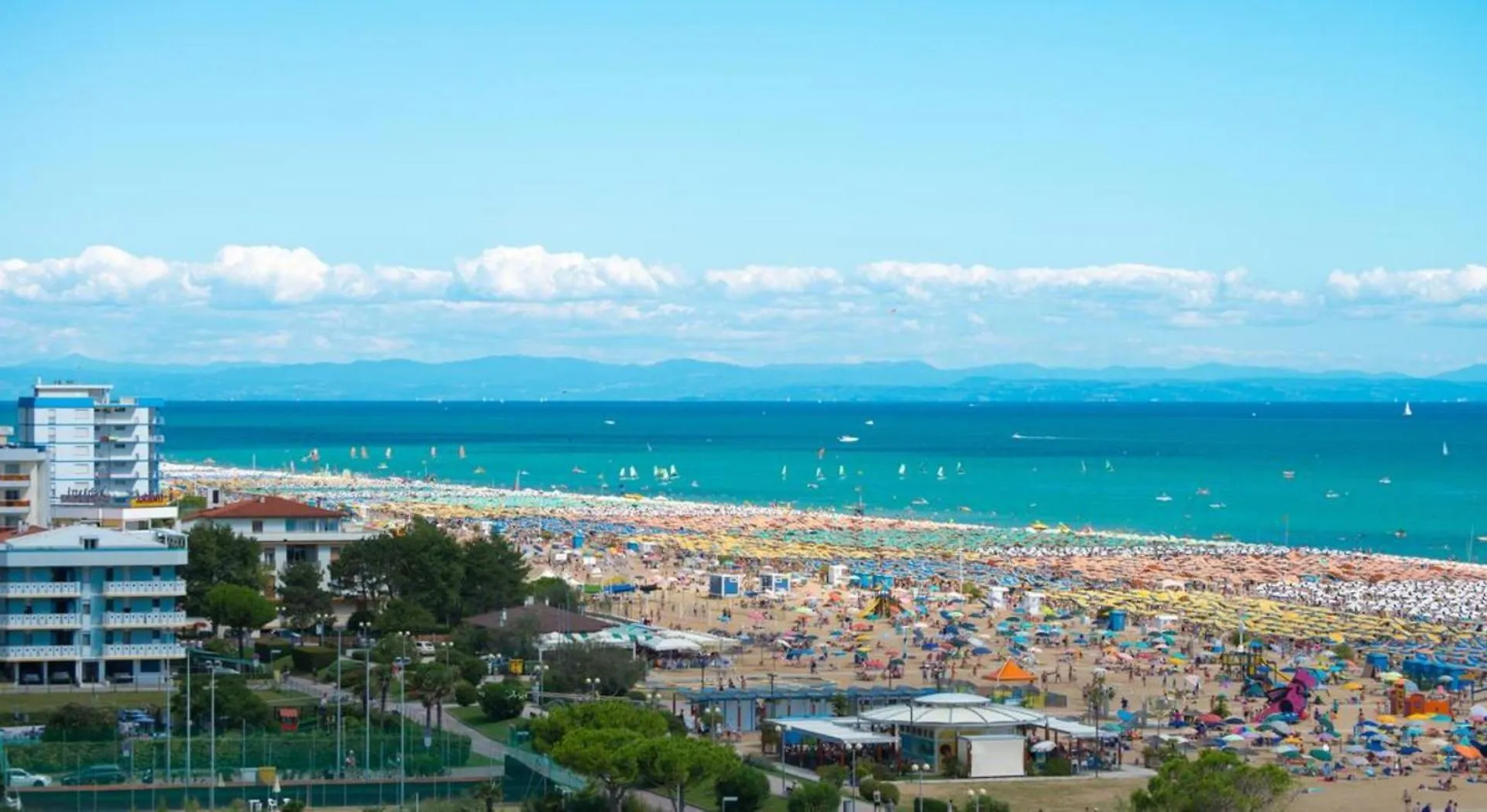 Accommodation Close To The Beach - Beahost - Bibione Italy